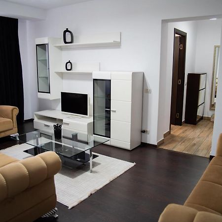 Ultracentral Golden Apartament 2 スチャヴァ エクステリア 写真
