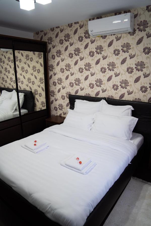 Ultracentral Golden Apartament 2 スチャヴァ エクステリア 写真