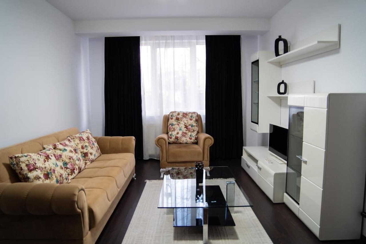 Ultracentral Golden Apartament 2 スチャヴァ エクステリア 写真