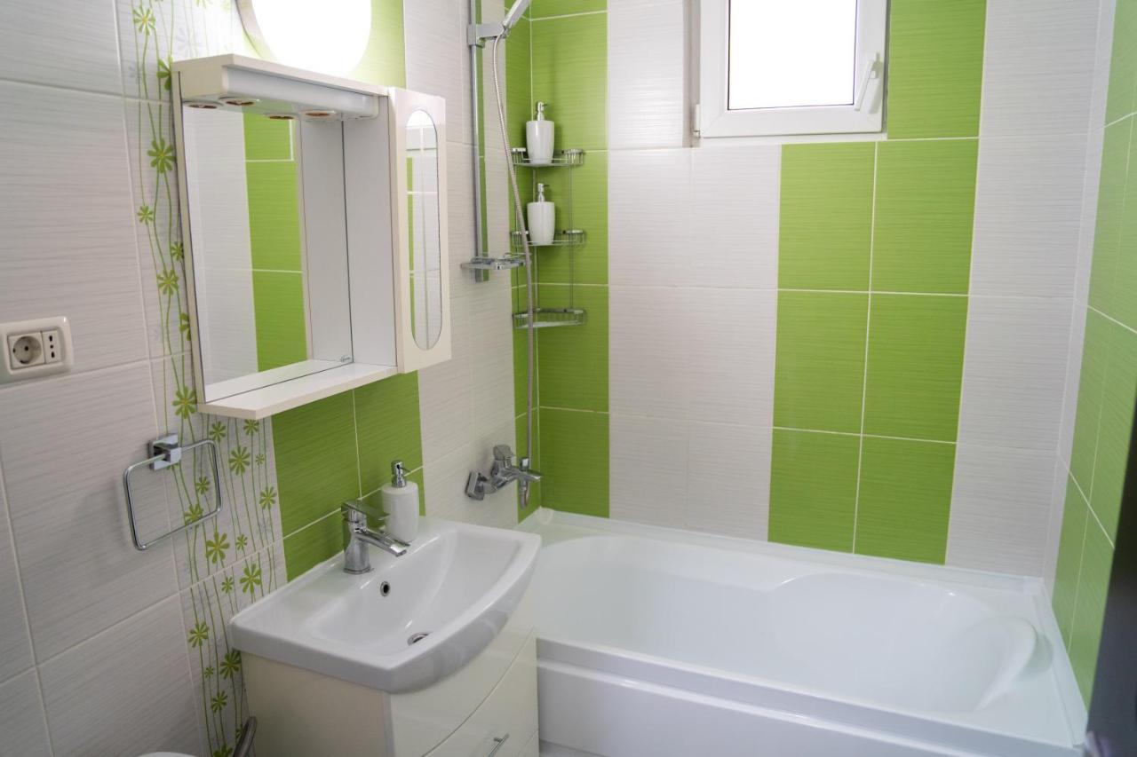 Ultracentral Golden Apartament 2 スチャヴァ エクステリア 写真