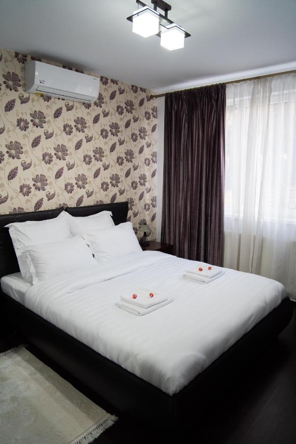 Ultracentral Golden Apartament 2 スチャヴァ エクステリア 写真
