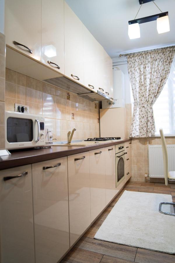Ultracentral Golden Apartament 2 スチャヴァ エクステリア 写真